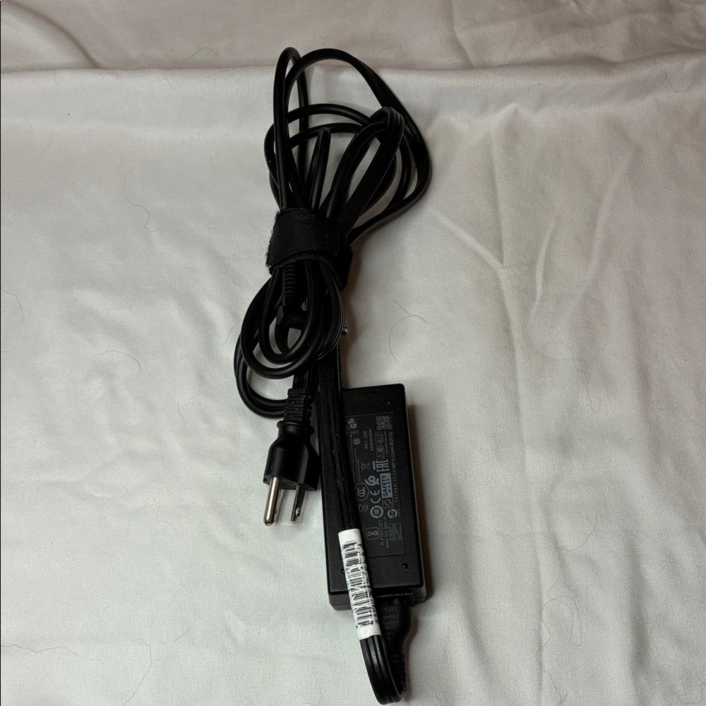 HP Laptop Charger Power Adapter with Cable